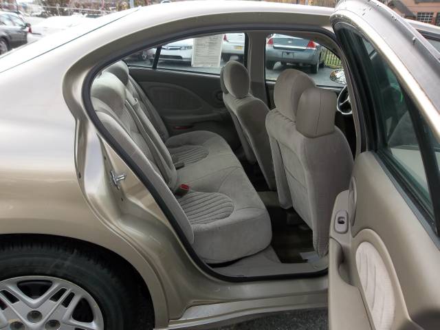 Pontiac Bonneville 2005 photo 5