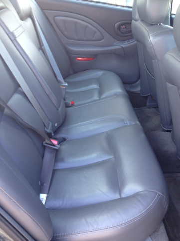 Pontiac Bonneville 2005 photo 4