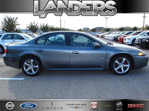 Pontiac Bonneville 2005 photo 1