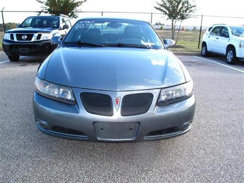 Pontiac Bonneville 2005 photo 2