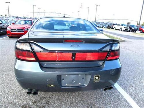 Pontiac Bonneville 2005 photo 3