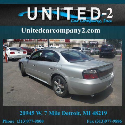 Pontiac Bonneville 2005 photo 2