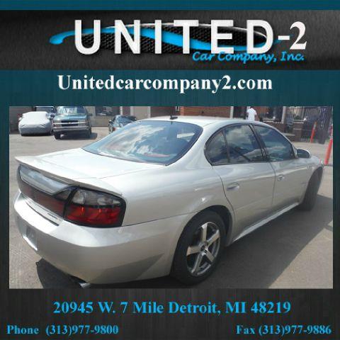 Pontiac Bonneville 2005 photo 3