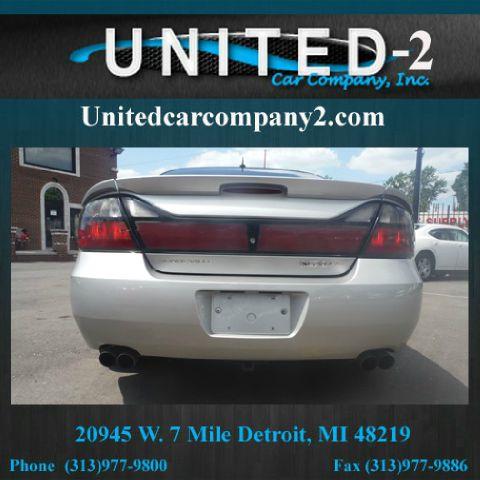 Pontiac Bonneville 2005 photo 4