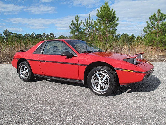 Pontiac Fiero SE Unspecified