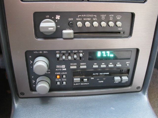 Pontiac Fiero 1985 photo 11