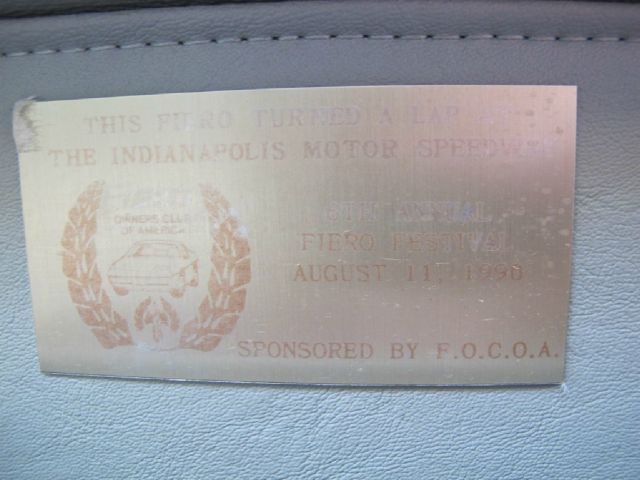 Pontiac Fiero 1985 photo 26