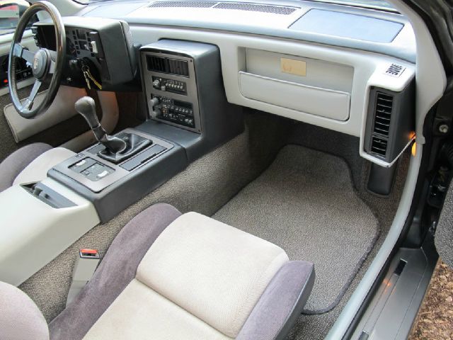 Pontiac Fiero 1985 photo 28