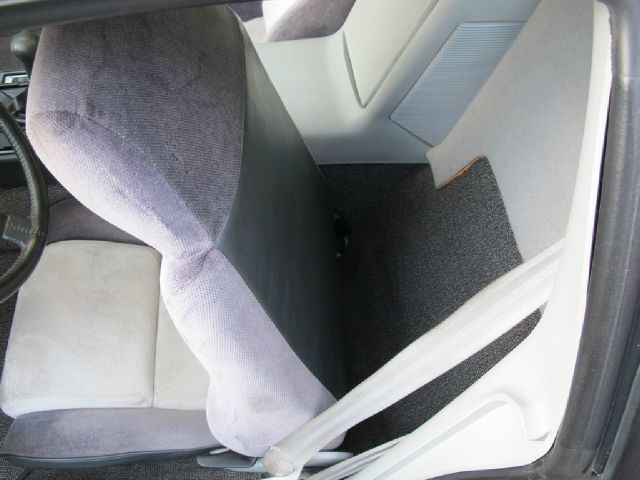 Pontiac Fiero 1985 photo 31