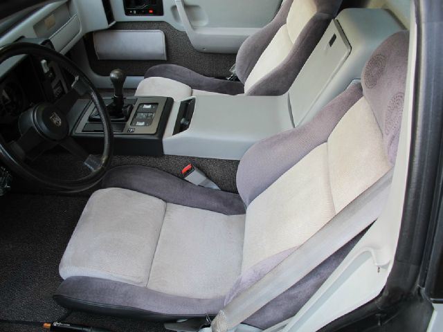 Pontiac Fiero 1985 photo 58