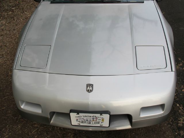 Pontiac Fiero 1985 photo 63