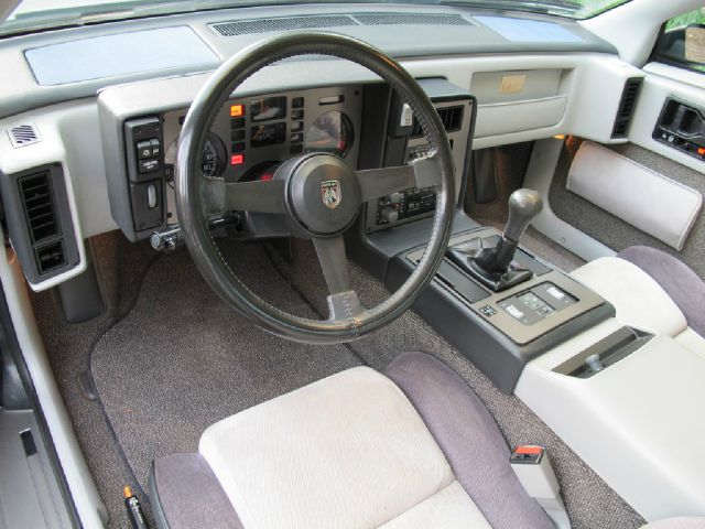 Pontiac Fiero 1985 photo 65