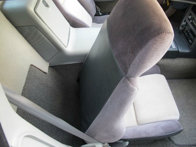 Pontiac Fiero 1985 photo 83