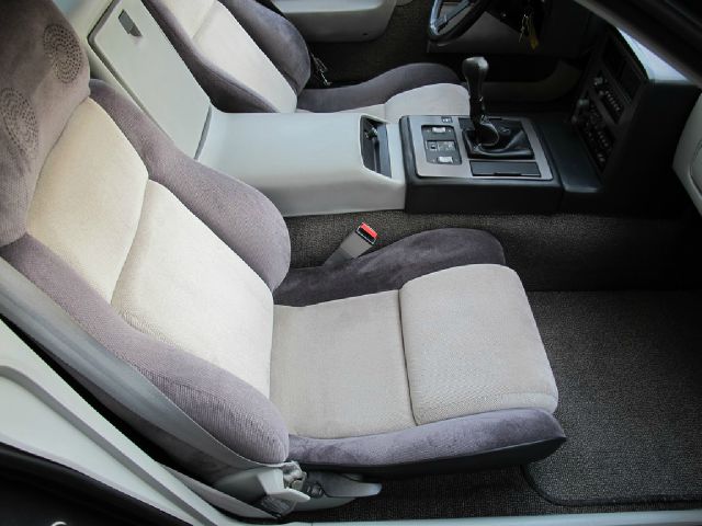 Pontiac Fiero 1985 photo 85