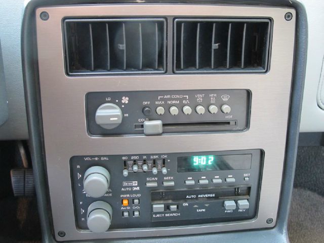 Pontiac Fiero 1985 photo 90