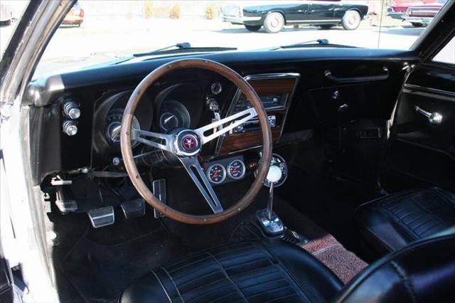 Pontiac Firebird 1967 photo 2