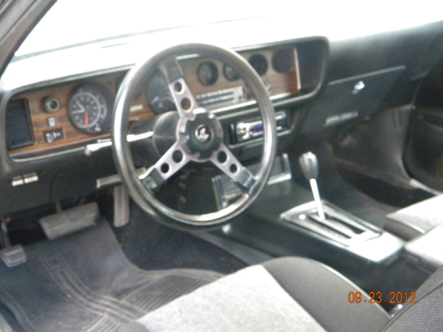 Pontiac Firebird LT Leather 4x4 Sports Car