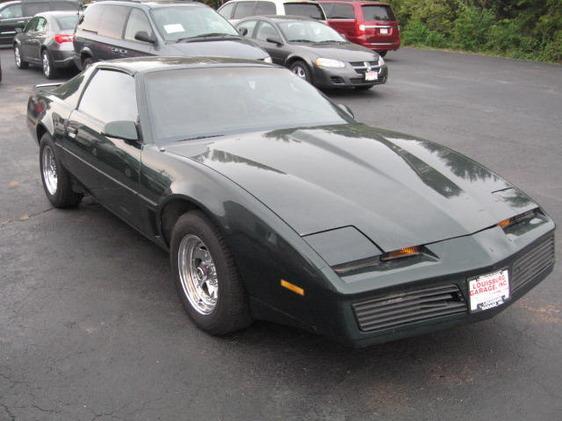 Pontiac Firebird 1982 photo 9