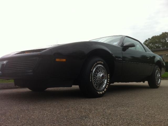 Pontiac Firebird 1982 photo 3