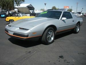 Pontiac Firebird 1987 photo 2