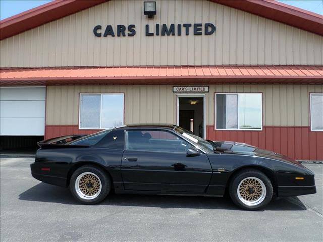Pontiac Firebird 1987 photo 1