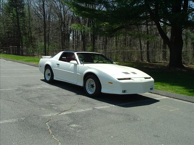 Pontiac Firebird 1988 photo 5