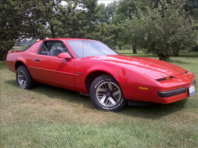 Pontiac Firebird 1989 photo 0