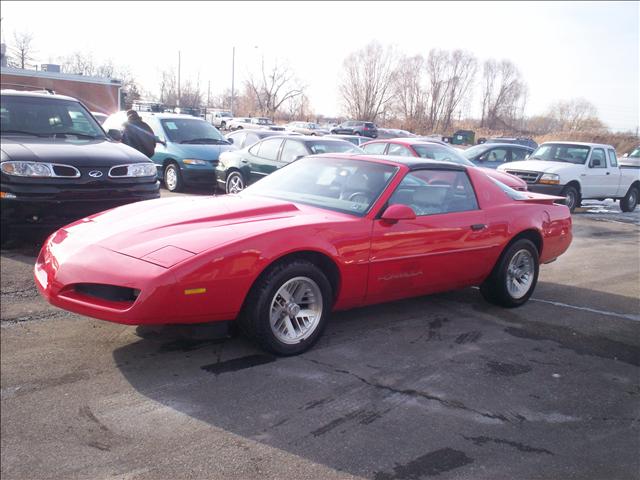 Pontiac Firebird LT Leather 4x4 Coupe