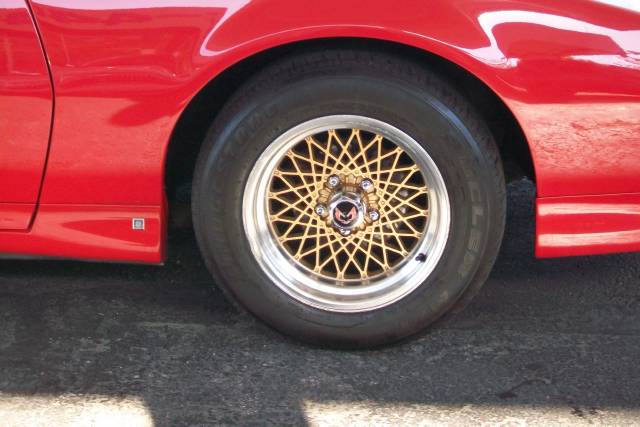 Pontiac Firebird 1992 photo 1