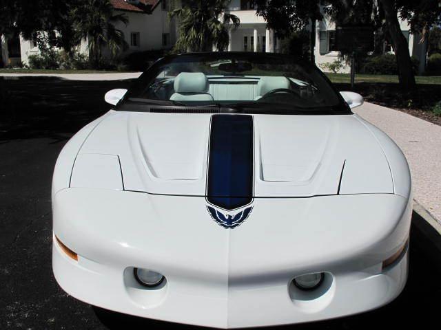 Pontiac Firebird 1994 photo 3