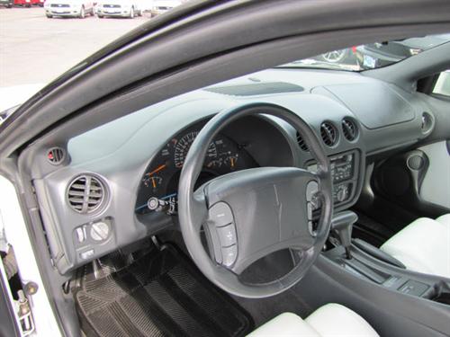 Pontiac Firebird 1994 photo 2