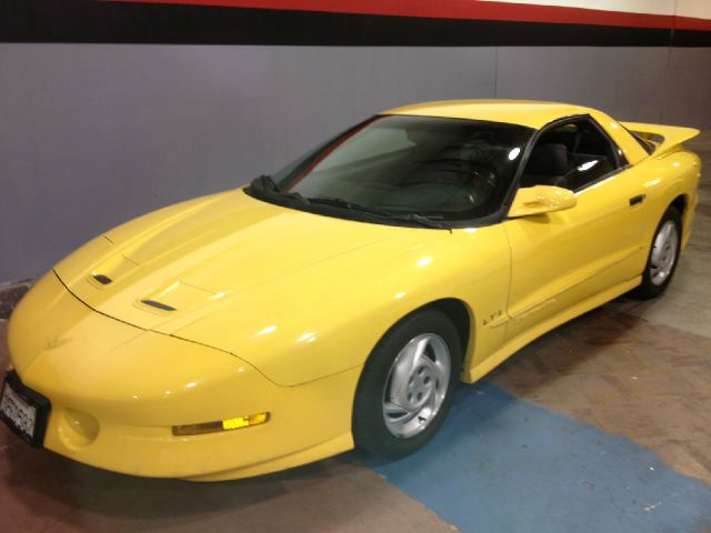 Pontiac Firebird 1994 photo 2