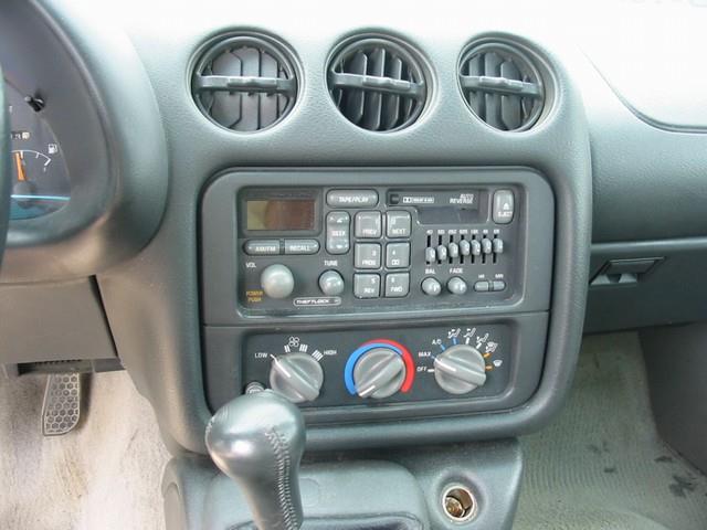 Pontiac Firebird 1994 photo 1