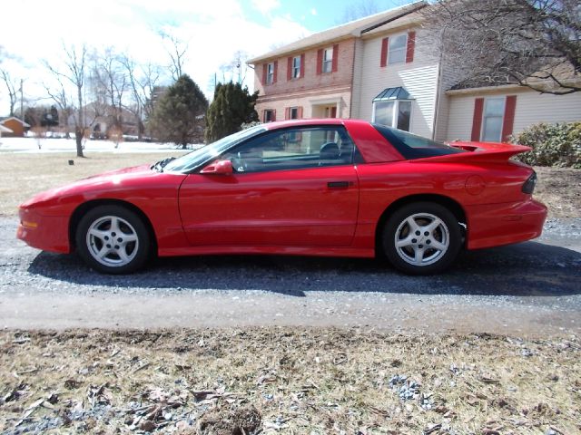 Pontiac Firebird 1995 photo 4