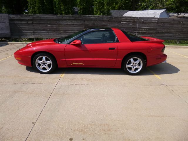 Pontiac Firebird 1995 photo 4