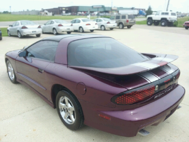 Pontiac Firebird 1995 photo 1