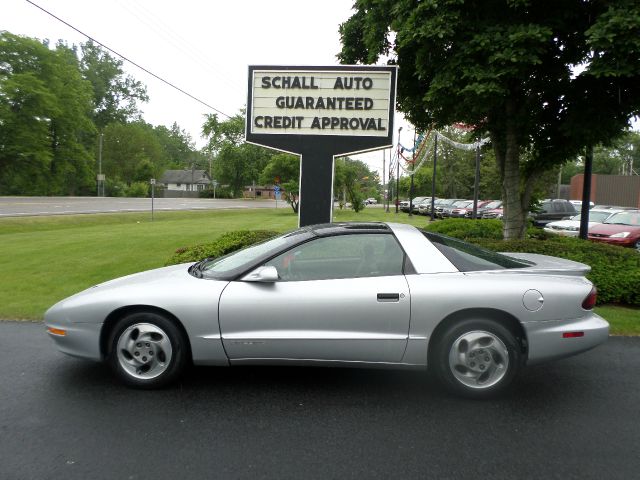 Pontiac Firebird 1995 photo 2