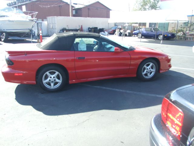Pontiac Firebird 1995 photo 1