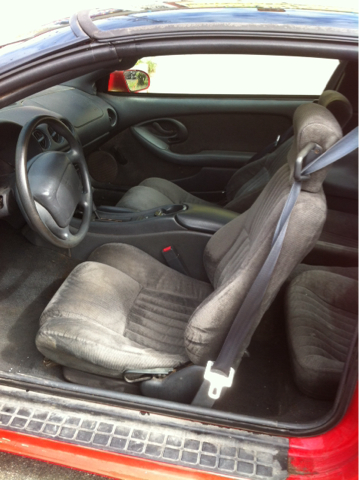 Pontiac Firebird 1996 photo 2