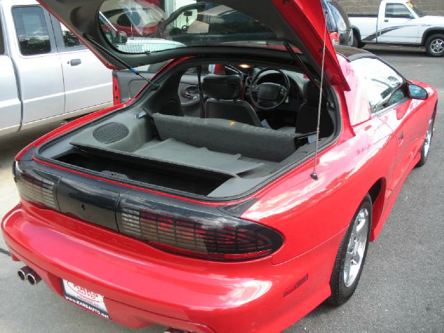 Pontiac Firebird 1997 photo 3