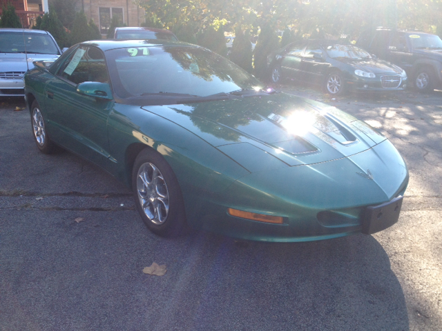 Pontiac Firebird 1997 photo 3