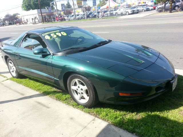 Pontiac Firebird 1997 photo 2