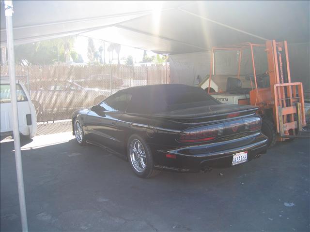 Pontiac Firebird 1997 photo 1