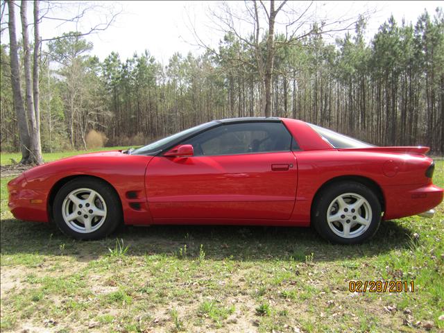 Pontiac Firebird 1998 photo 2