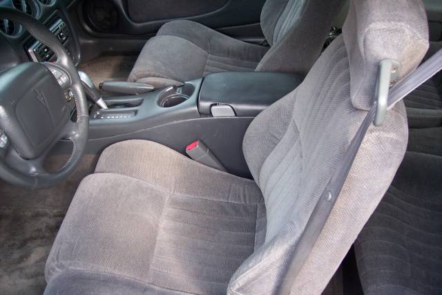 Pontiac Firebird 1998 photo 3