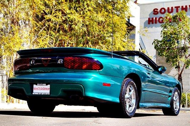 Pontiac Firebird 1998 photo 2