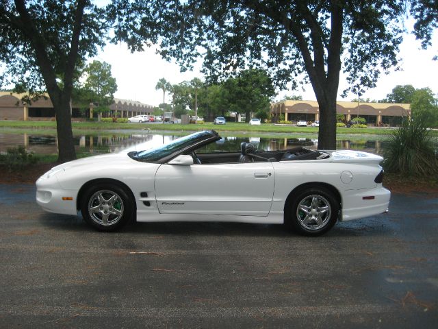 Pontiac Firebird 1999 photo 3