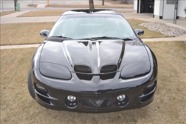 Pontiac Firebird 1999 photo 1