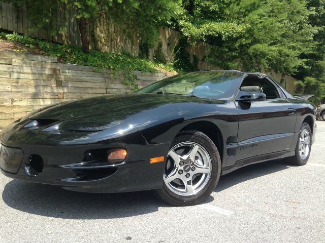 Pontiac Firebird 1999 photo 4