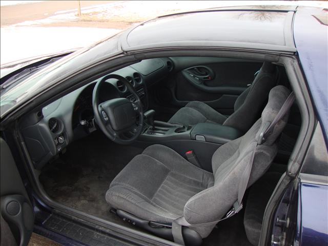 Pontiac Firebird 1999 photo 2